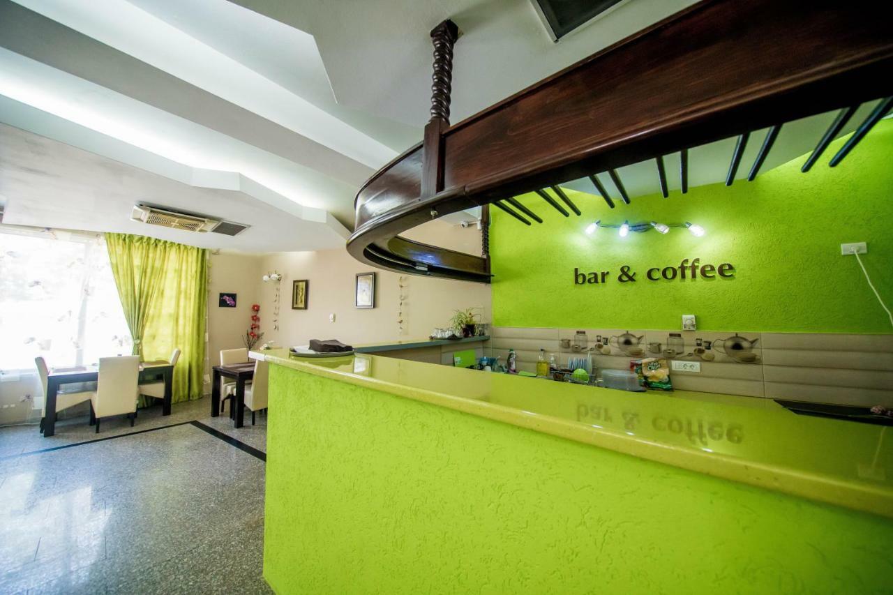 Hotel Darosy Arad Kültér fotó