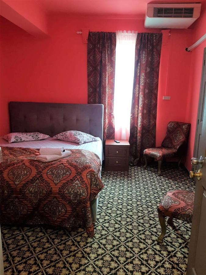 Hotel Darosy Arad Kültér fotó