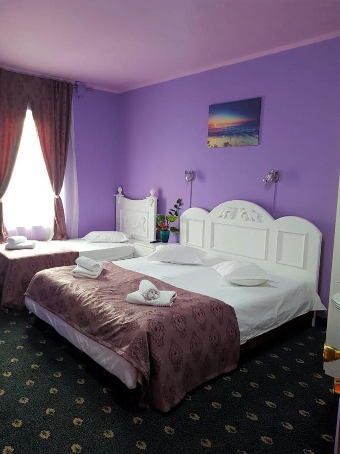 Hotel Darosy Arad Kültér fotó